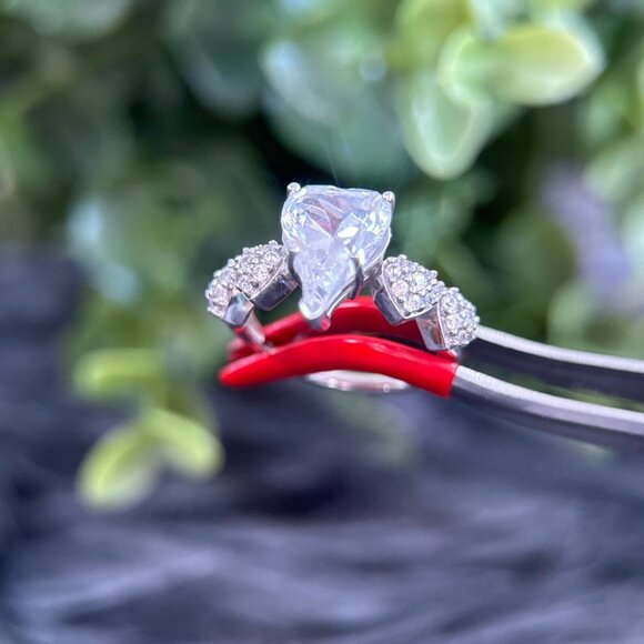 Silver 925 Heart Shaped Cz Ring - Picture 4 of 10